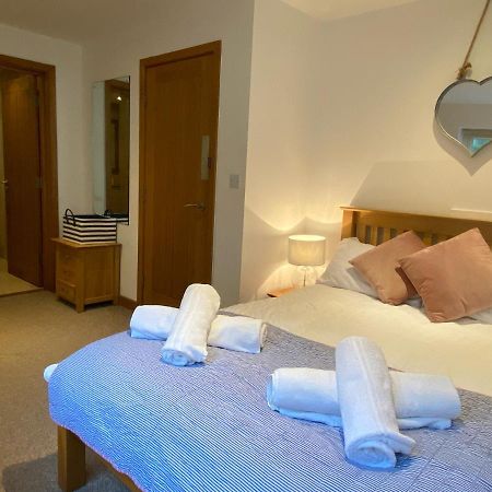 Ohana House - Unbeatable Location - Uk'S Best Beaches New Quay Buitenkant foto
